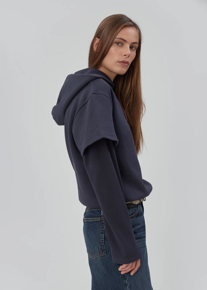 Still Here - 2Tee Sweatshirt in Navy