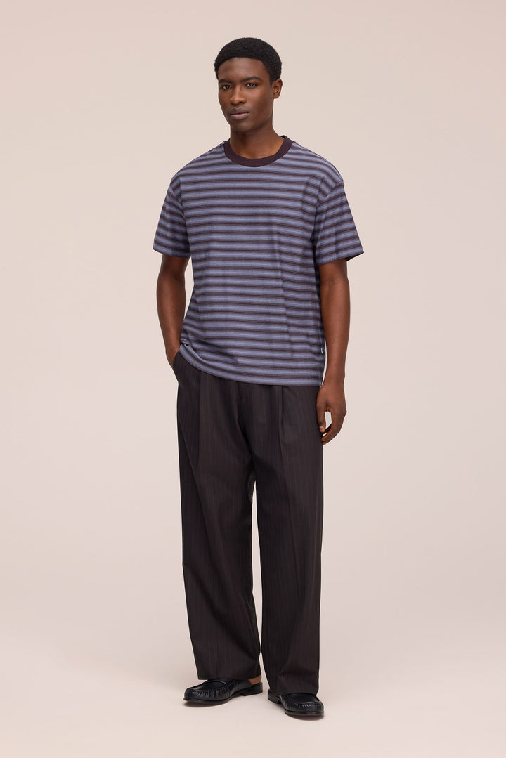NN. 07 - Lionel Blue Stripe