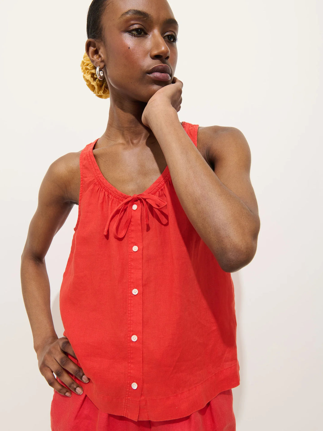 Alex Mill - Sydney Linen Top in Chili