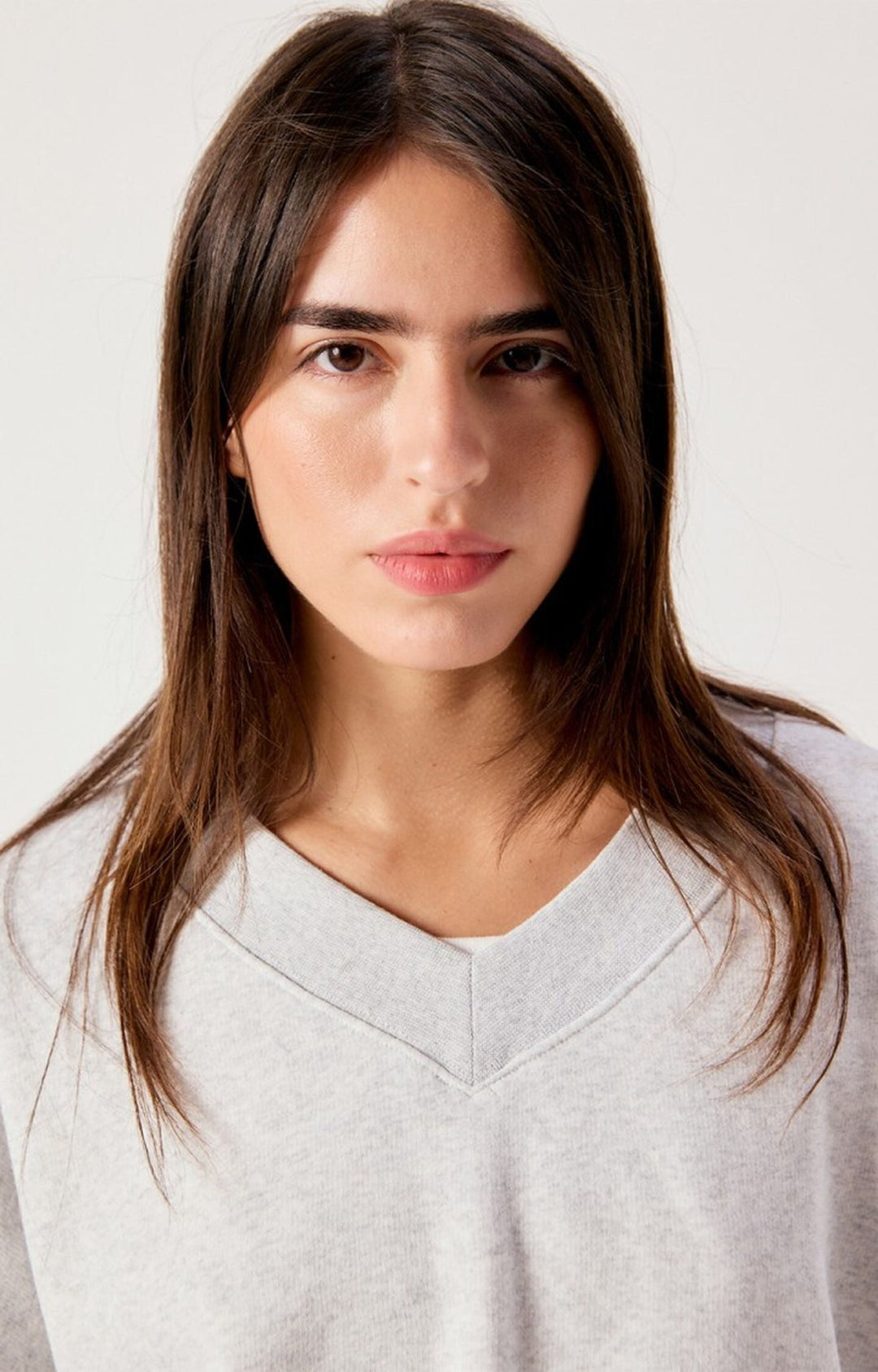 American Vintage - Heather Grey Baptown V-Neck Sweatshirt - Kalifornia Jean Bar