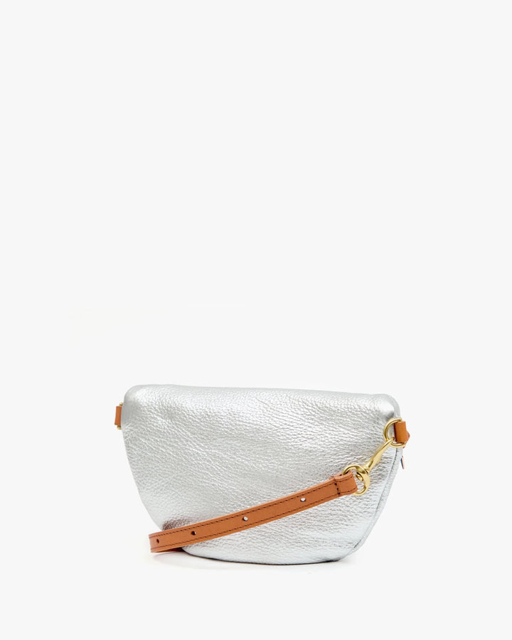 Clare V. - Petite Fanny Lamba in Silver - Kalifornia Jean Bar