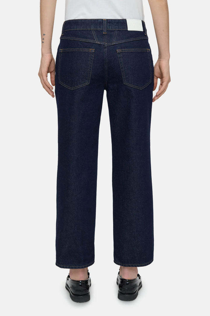 Closed - Straight Leg Milo Jean in Dark Blue - Kalifornia Jean Bar