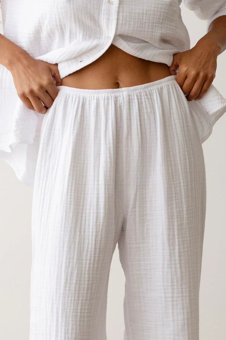 Donni - The Bubble Crop Simple Pant in Powder - Kalifornia Jean Bar