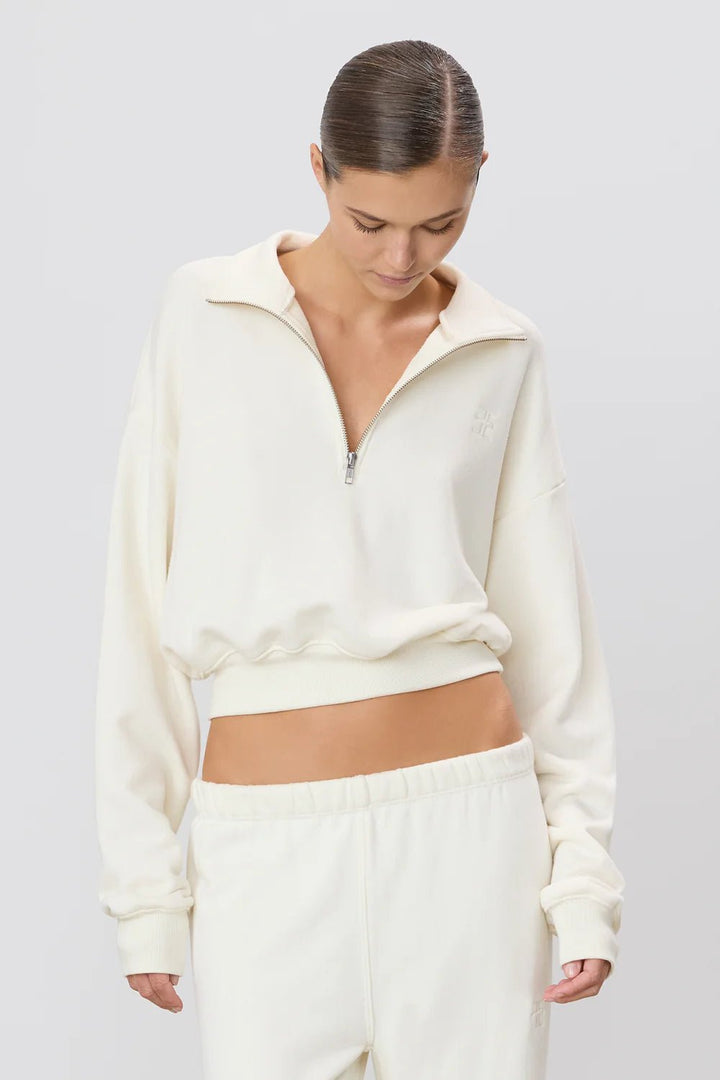 Éterne - Cream Half - Zip Cropped Sweatshirt - Kalifornia Jean Bar