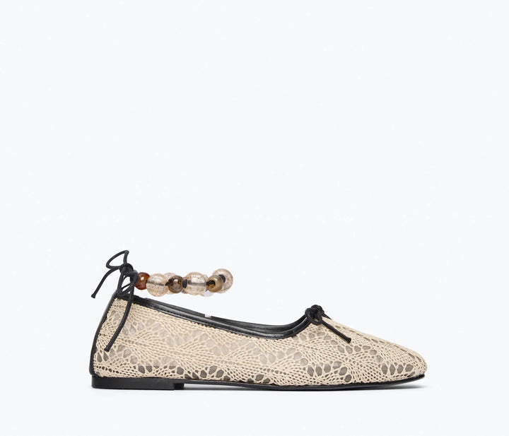 Freda Salvador - Lorna Murray Jada Flat Natural Diamond Raffia - Kalifornia Jean Bar