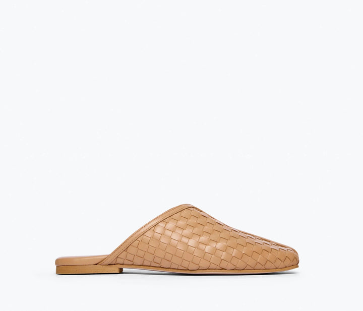 Freda Salvador - Saanvi Cognac Woven Slide - Kalifornia Jean Bar