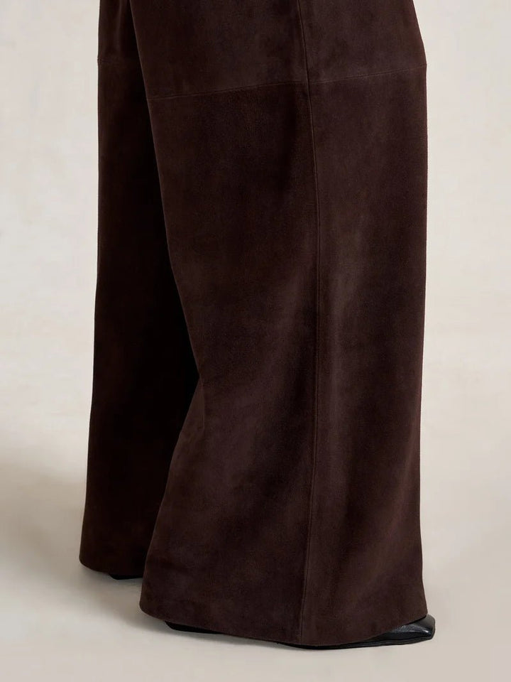 La Ligne - Suede Colby Pant Chocolate - Kalifornia Jean Bar