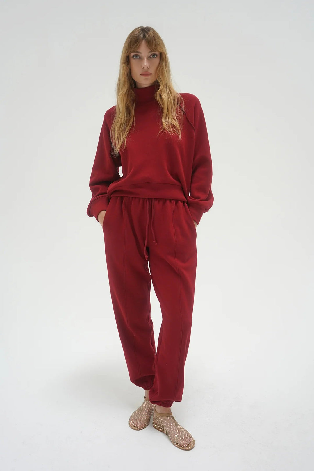 LNA - Jace Seamed Fleece Jogger Oxblood - Kalifornia Jean Bar
