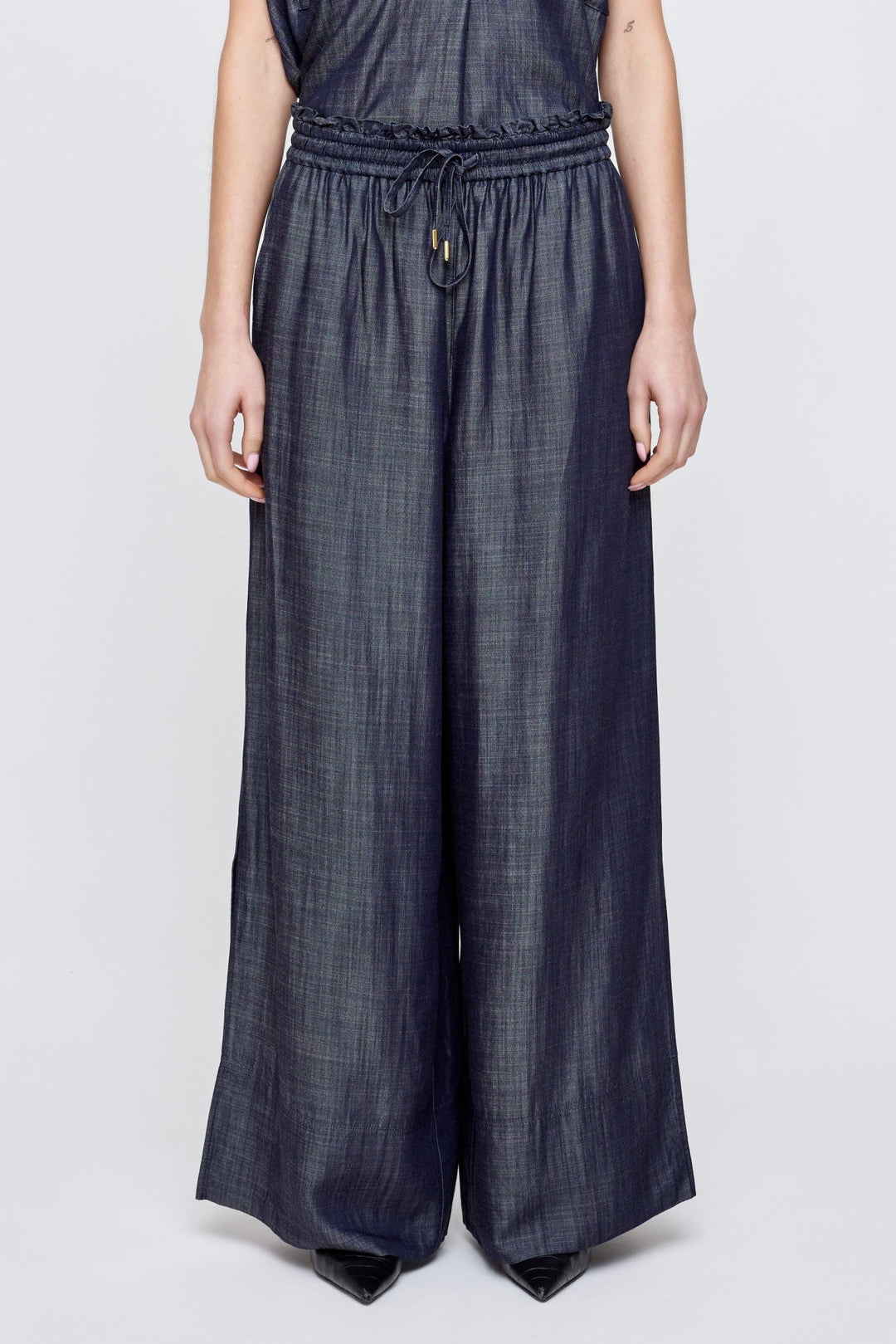 Moussy - High Waist Wide Denim in Blue - Kalifornia Jean Bar
