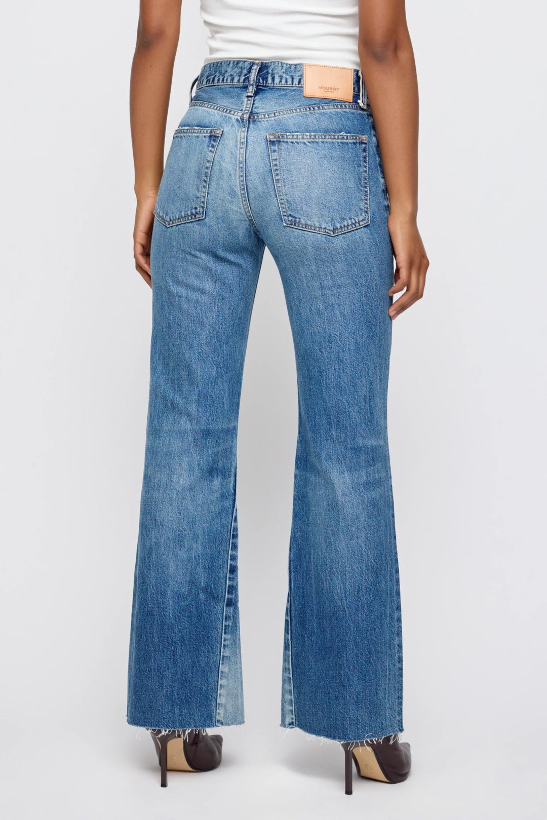 Moussy - Remake Flare Asheville Jean in Blue - Kalifornia Jean Bar