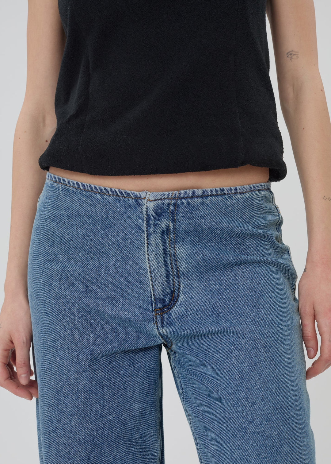 Still Here - Sport Jean Classic Blue - Kalifornia Jean Bar
