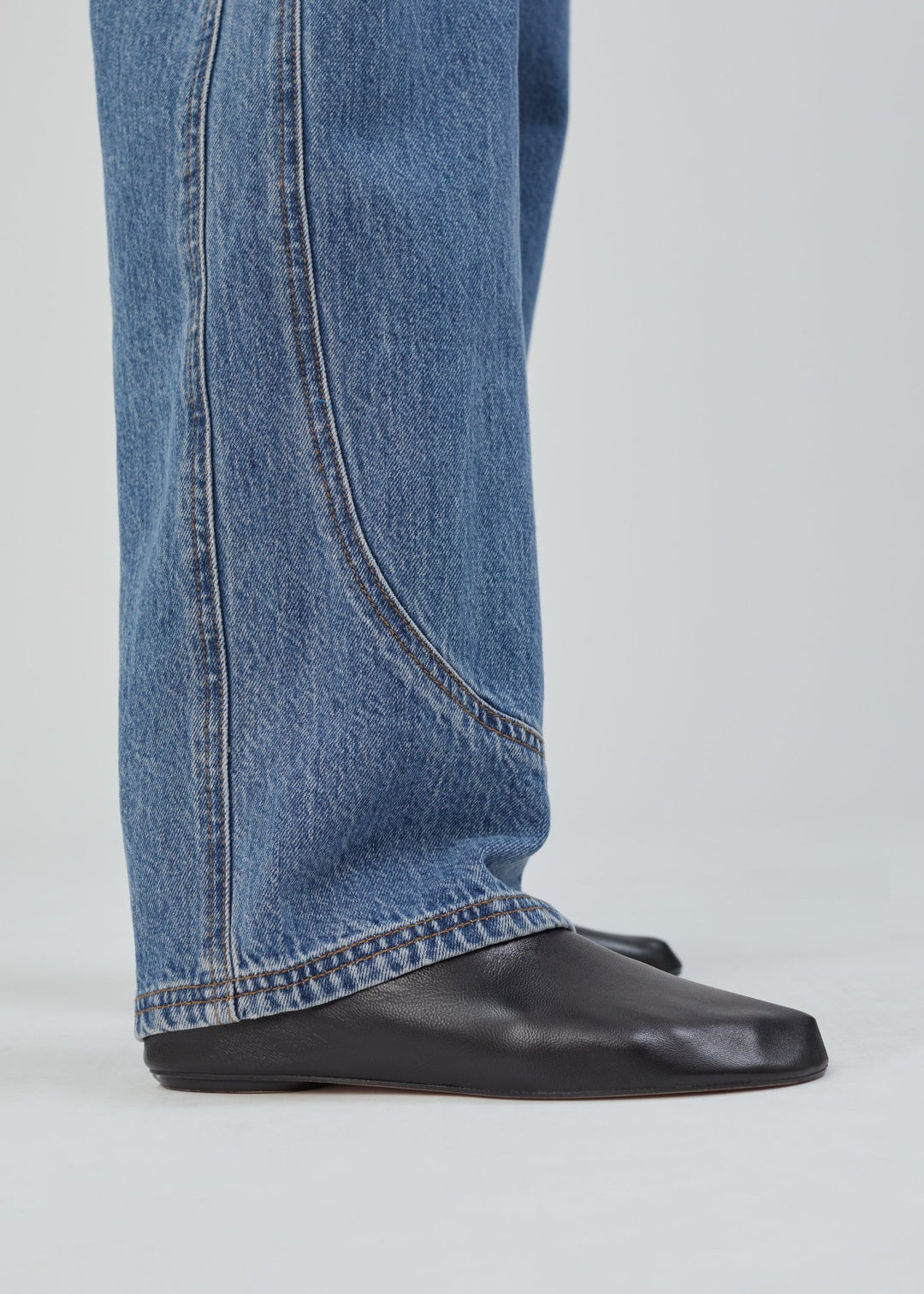 Still Here - Supply Jean in Classic Blue - Kalifornia Jean Bar