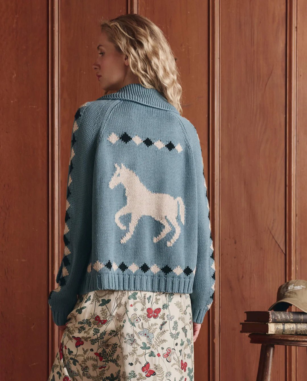 The Great - Stable Lodge Cardigan Blue Bell - Kalifornia Jean Bar